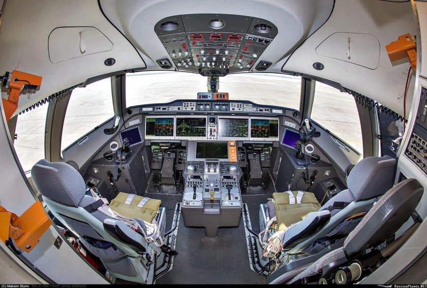 МС-21 кабина