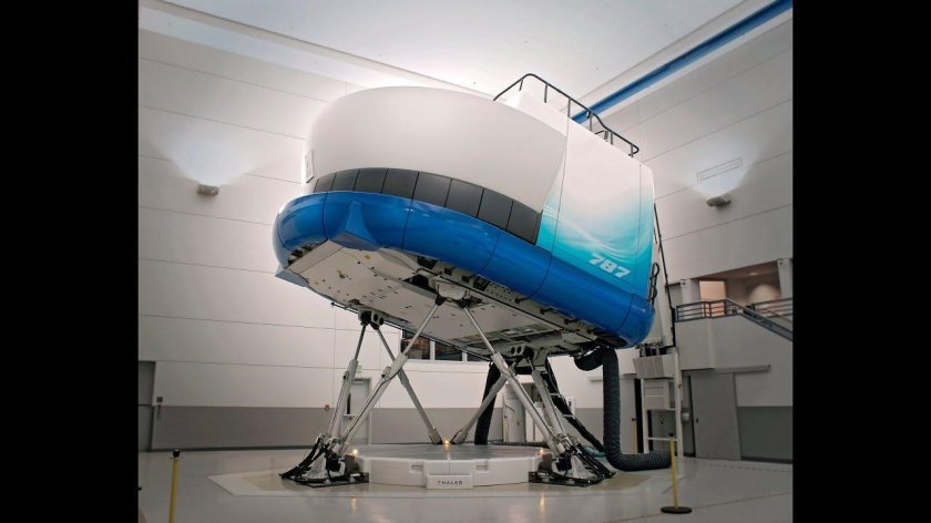 Авиатренажер 737