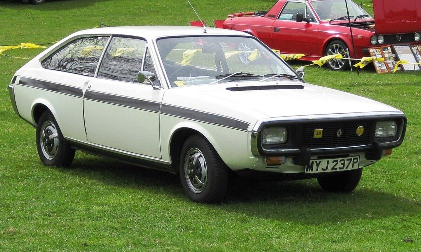 Renault 15