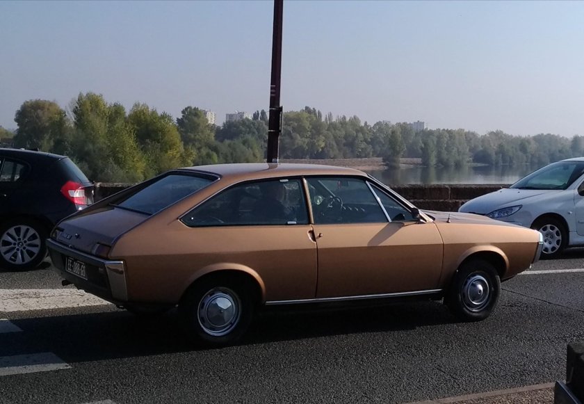 Рено 15 год Влюбись Бапир