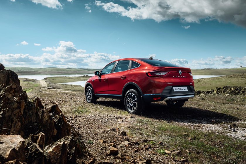 Рено аркана 2022