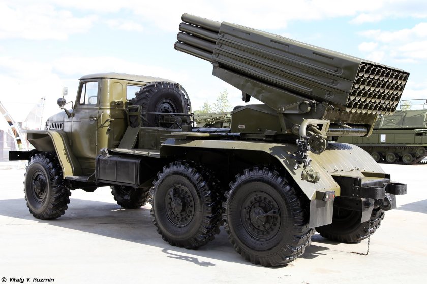 РСЗО 9к51 «град»