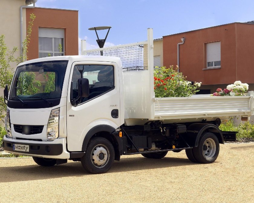 Renault Maxity 130 DXI