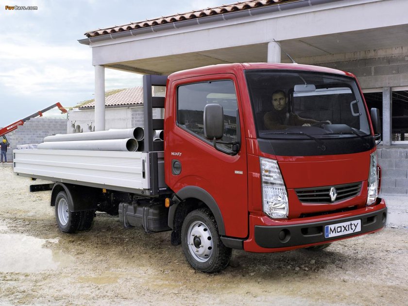 Renault Maxity 130.35
