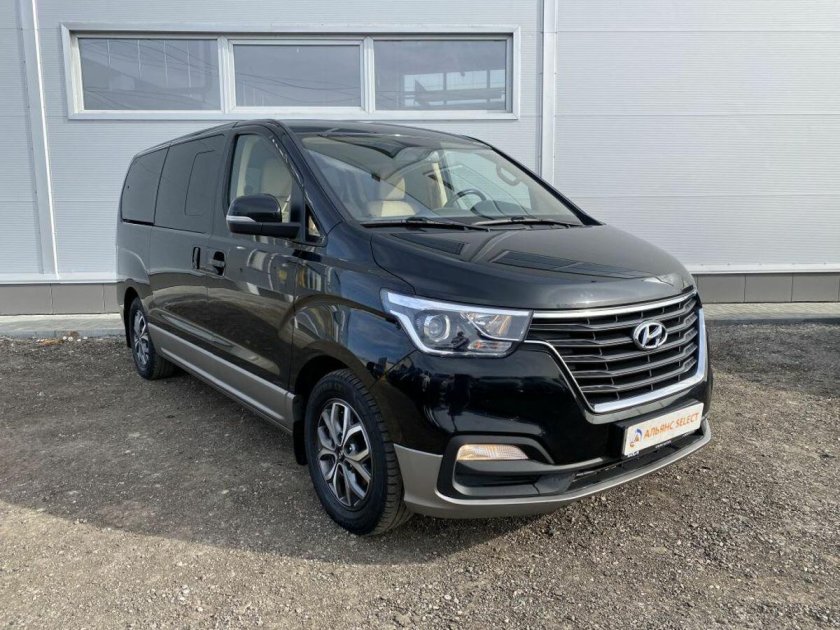 Hyundai Grand Starex 2019