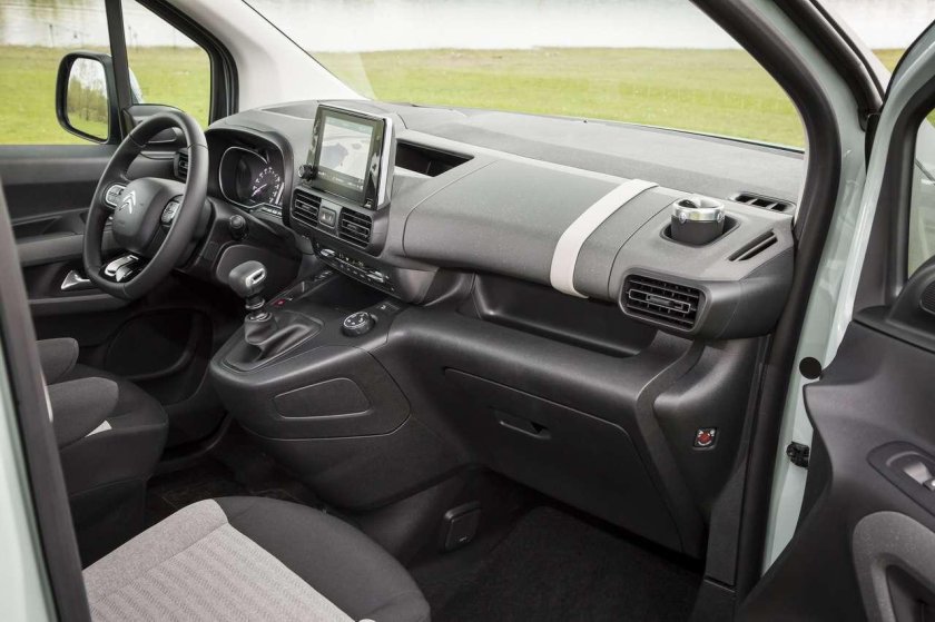 Ситроен Берлинго 2021