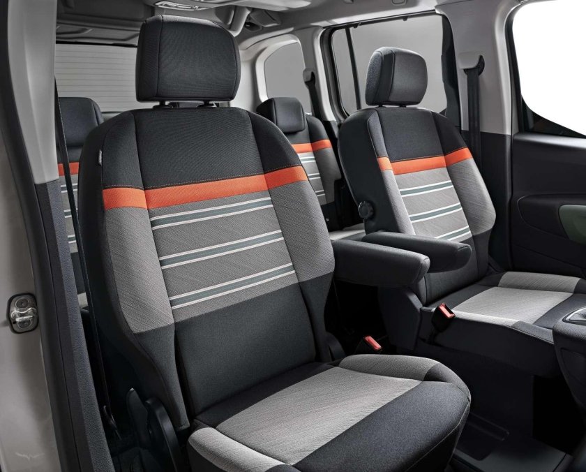 Ситроен Берлинго 2019 салон