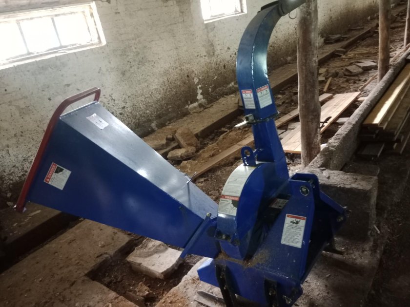 Измельчитель веток bx42b