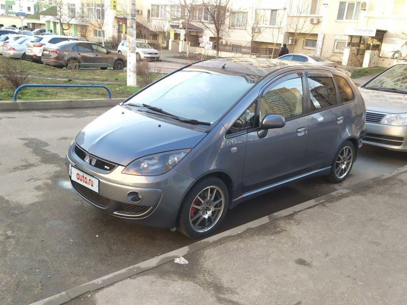 Мицубиси Кольт плюс 2004