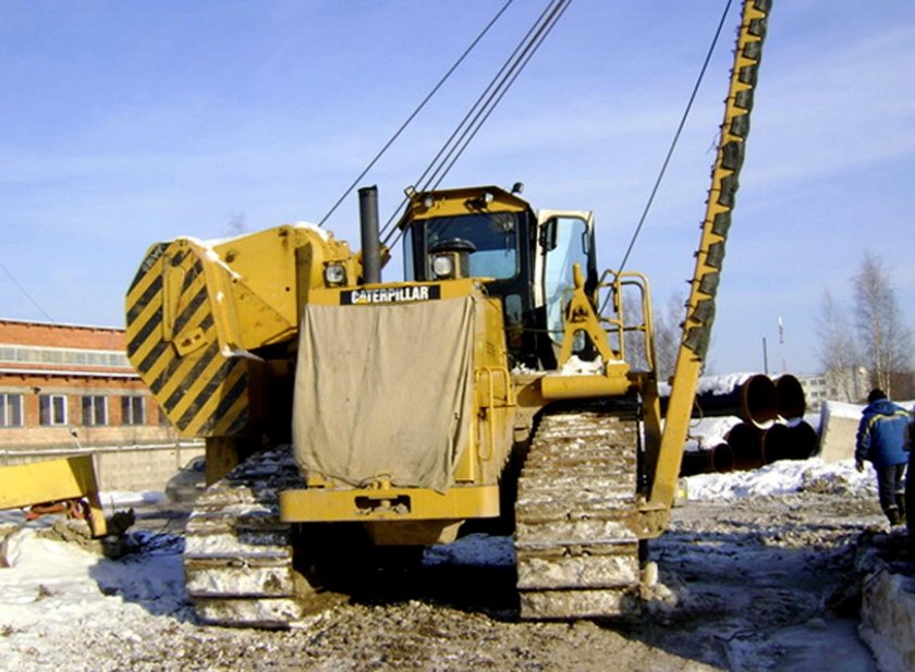 Трубоукладчик Caterpillar 587r