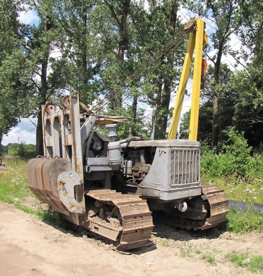 Трубоукладчик т1530