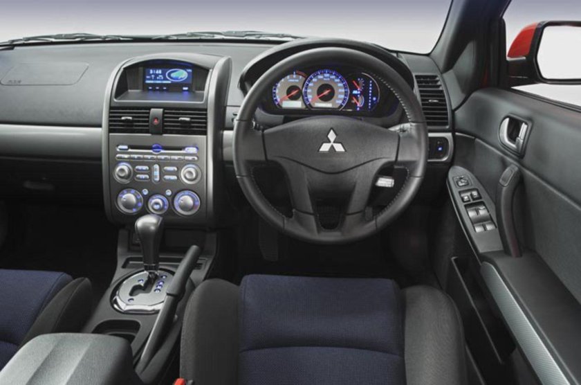 Мицубиси 380 Галант