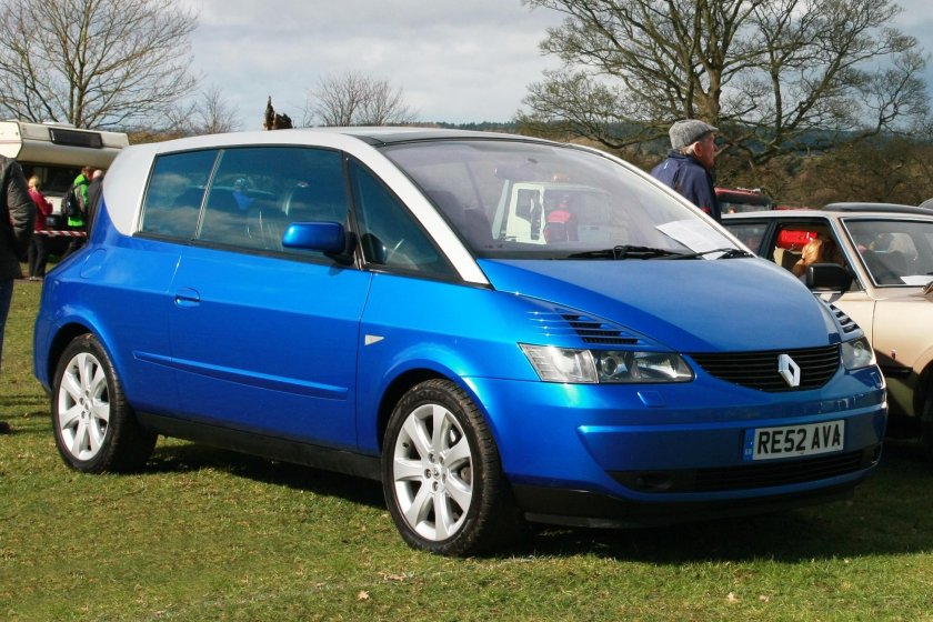 Минивэн Рено Авантайм