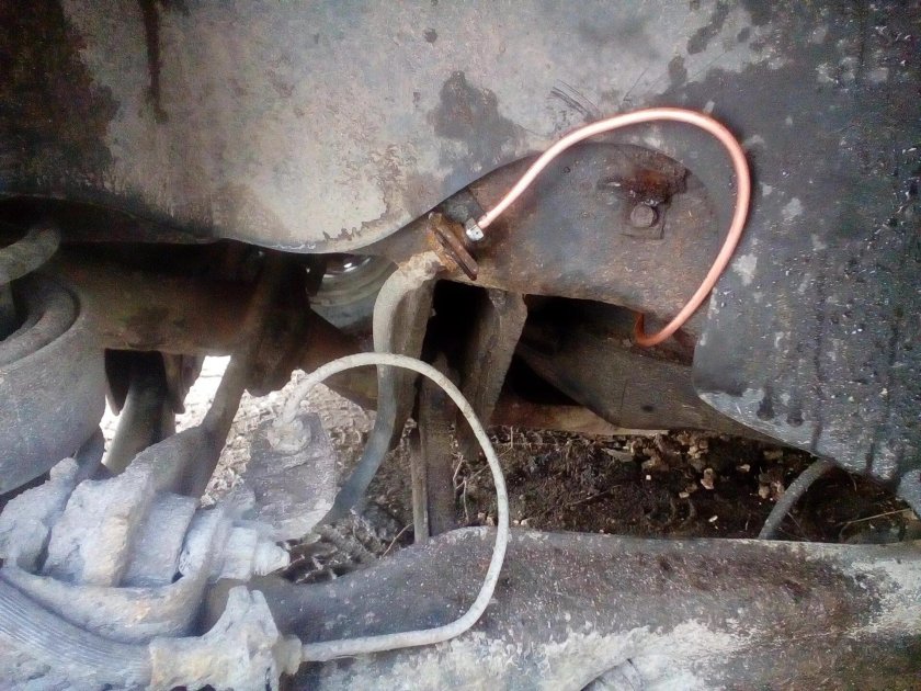 Тормозная магистраль Митсубиси Лансер 9