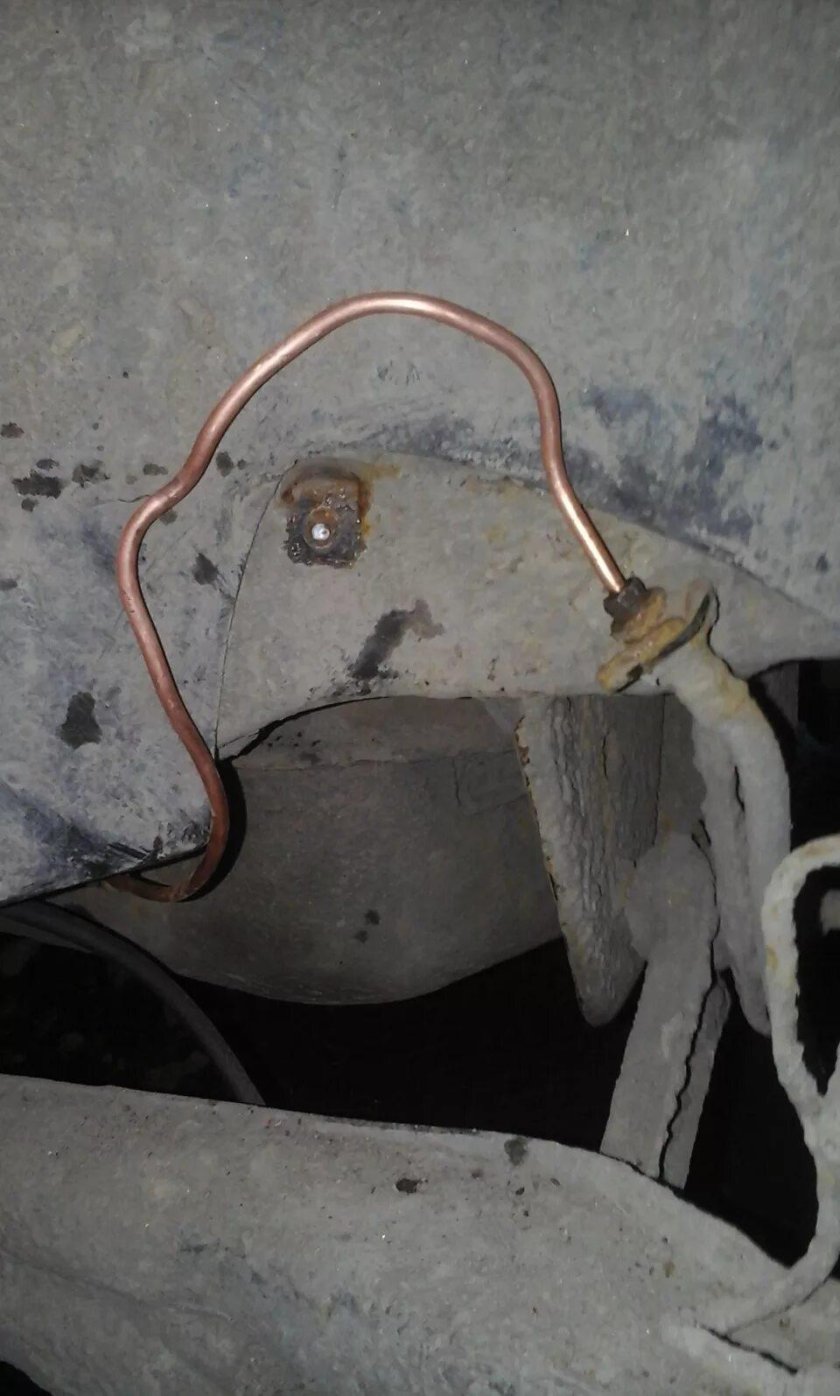 Тормозная трубка Mitsubishi Lancer