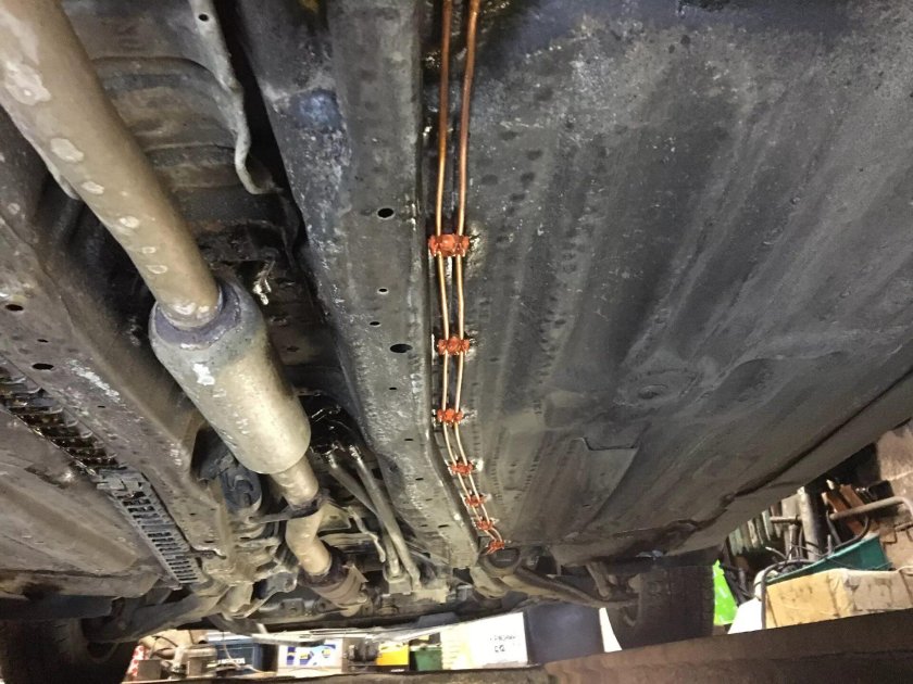 Топливная магистраль на Хонда Аккорд 6