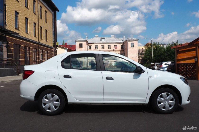 Renault Logan 2 белый
