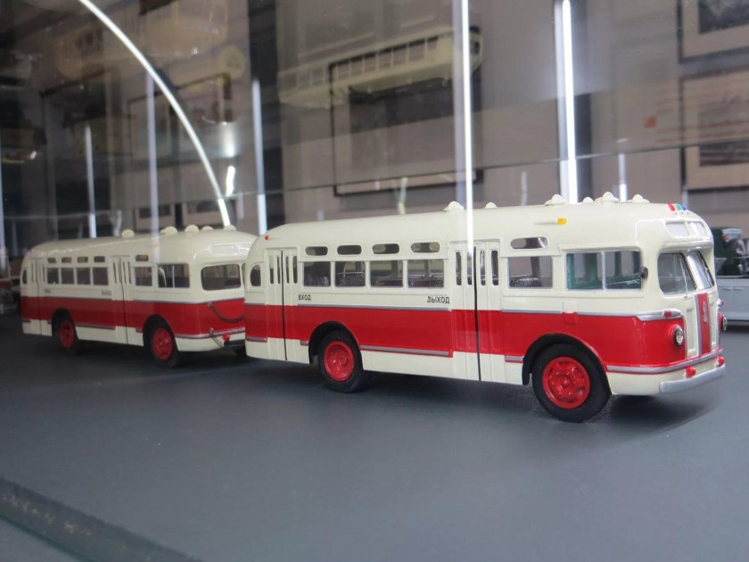 ЗИС 155 ЗИЛ 158