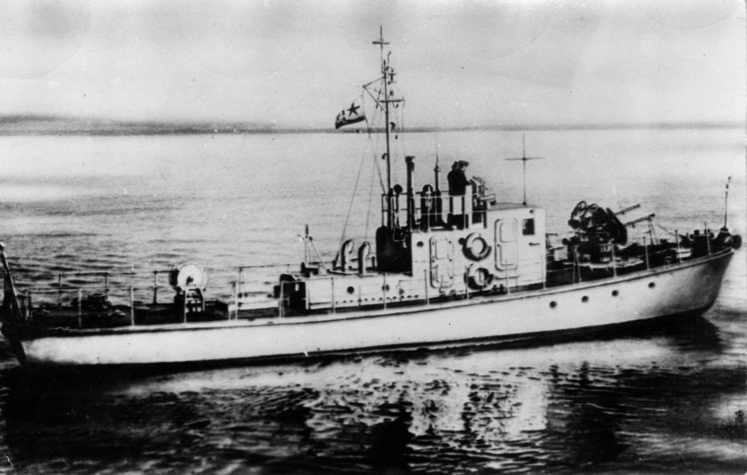 Катер тральщик 361т