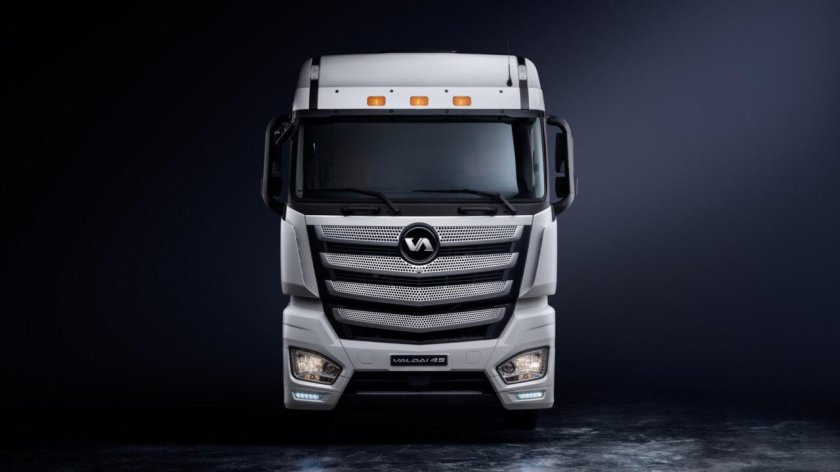 Валдай седельный тягач