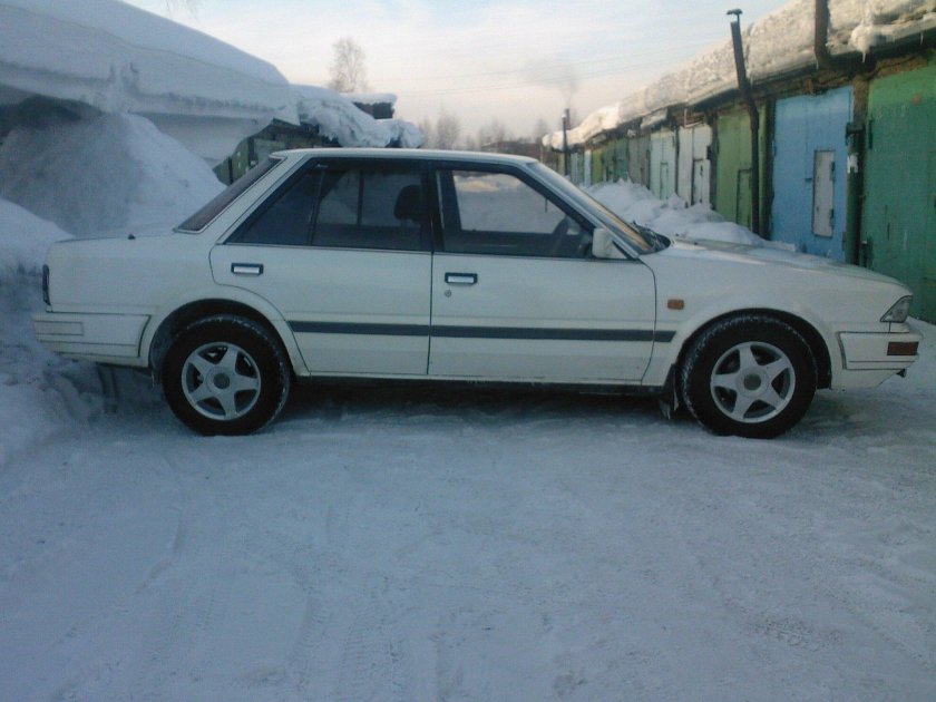 Ниссан Аустер 1989