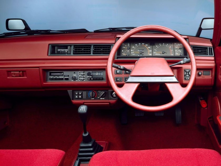 Nissan Auster 1985 Interior