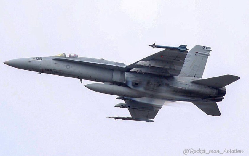 Истребитель фото