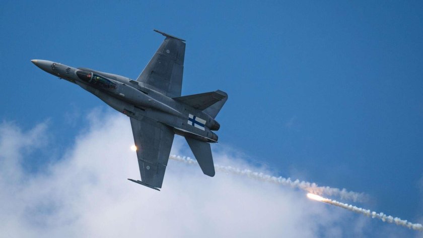 Истребитель фото