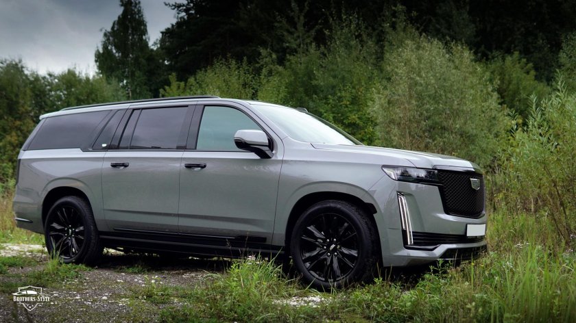 Grey Escalade Cadillac