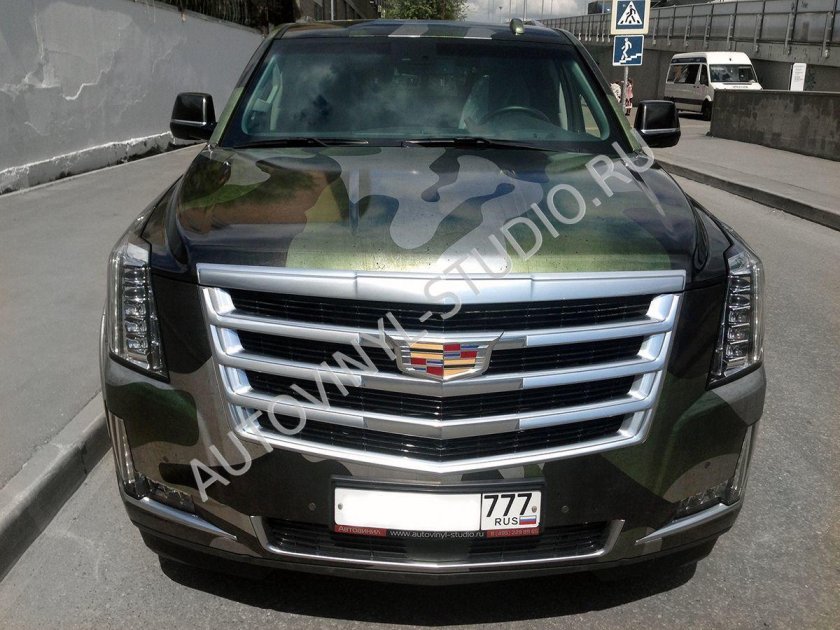 Кадиллак Эскалейд камуфляж