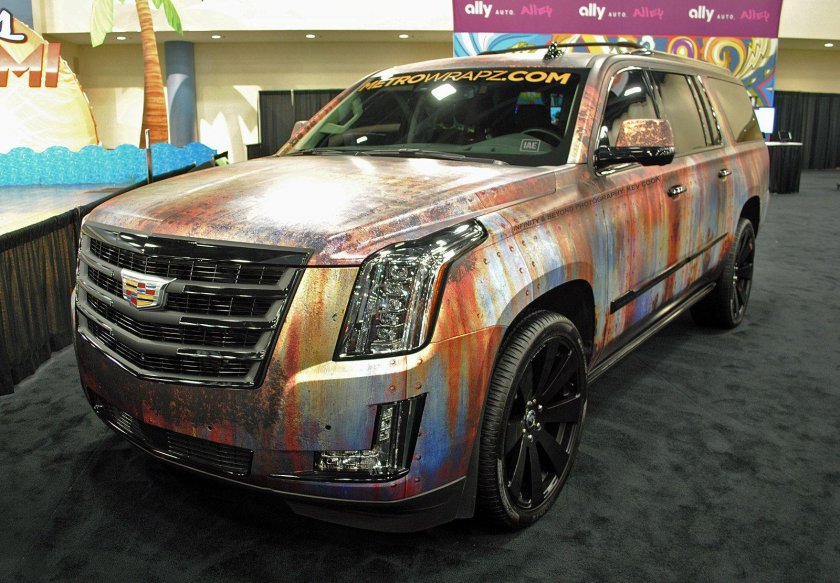 Кадиллак Эскалейд аэрография