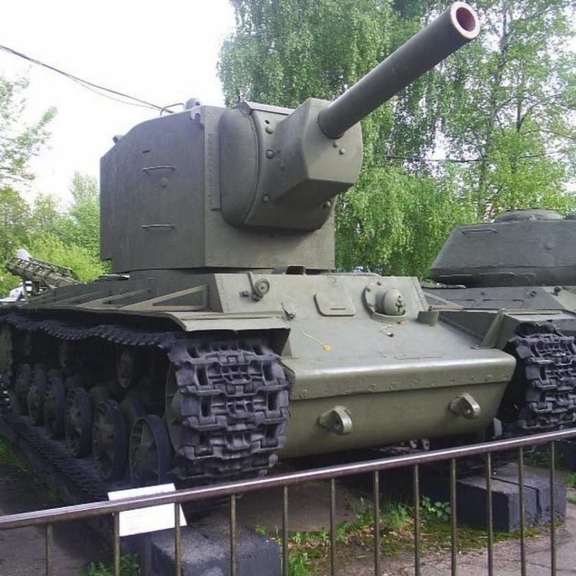 Тяжелые танки СССР кв2