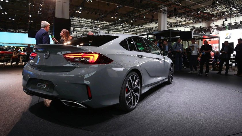 Opel Insignia Grand Sport GSI