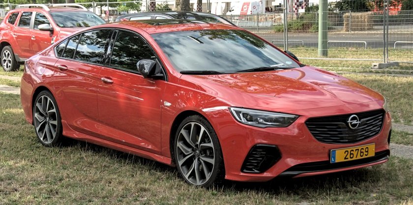 Opel Insignia 2022