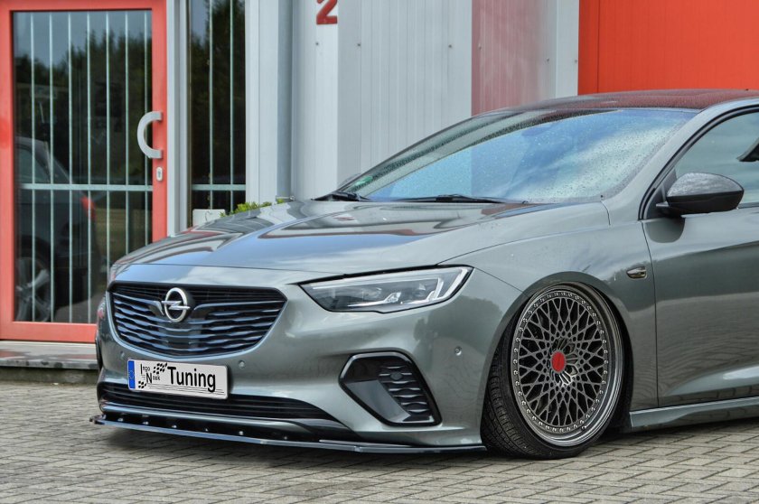 Opel Insignia b