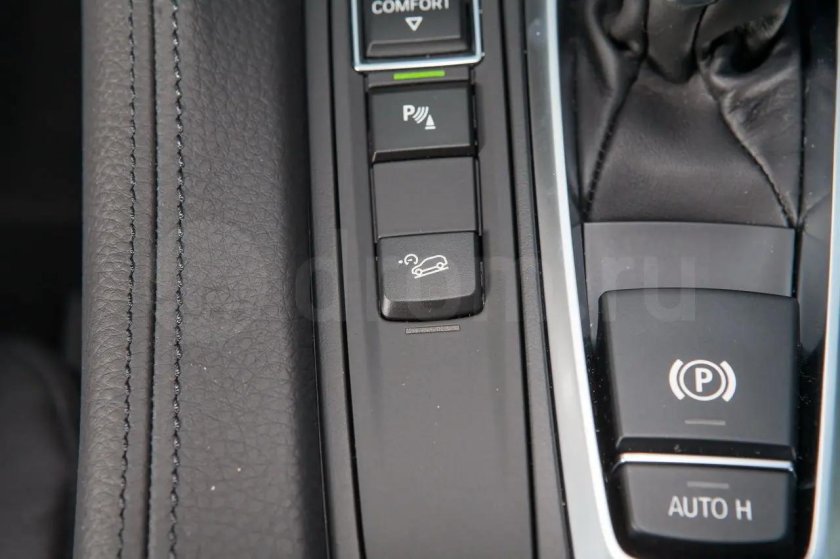 Система помощи спуска с горы f10