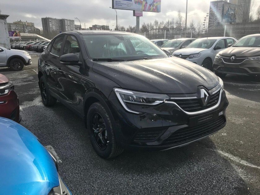 Рено аркана черный цвет