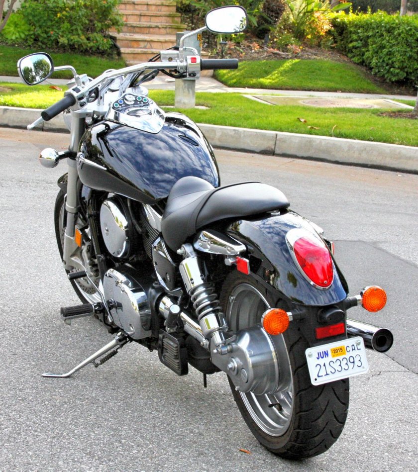 Кавасаки вулкан 1600