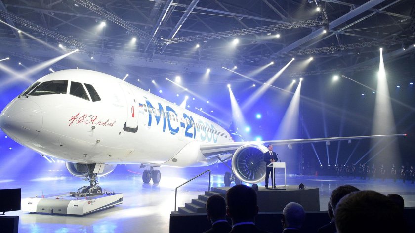 МС-21 пассажирский самолёт