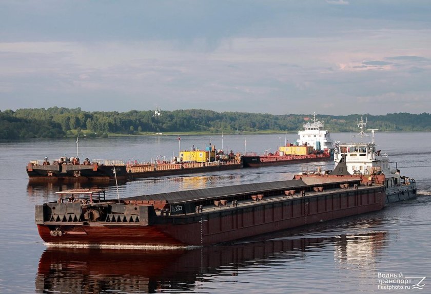 Баржа Речная сухогрузная