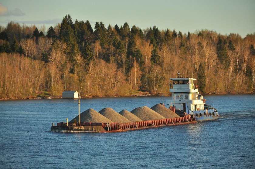 Баржа Речная сухогрузная