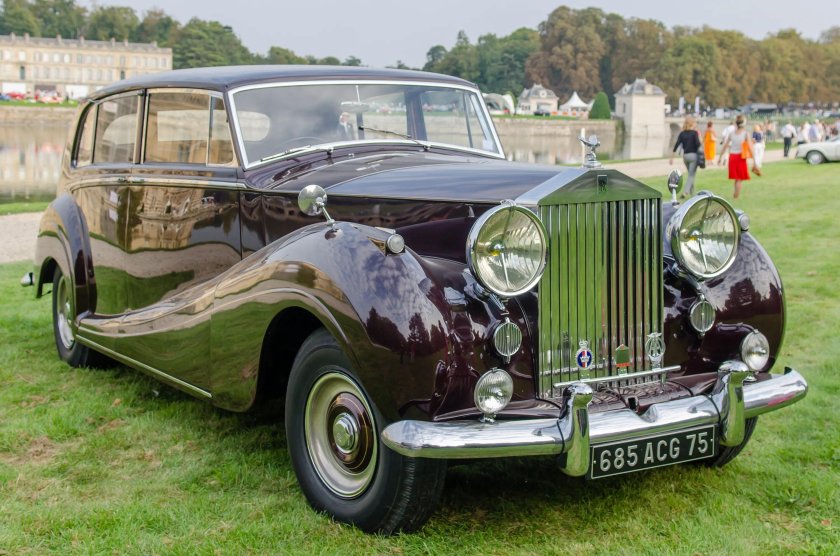 Rolls-Royce Silver Wraith