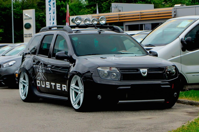 Рено Дастер стенс