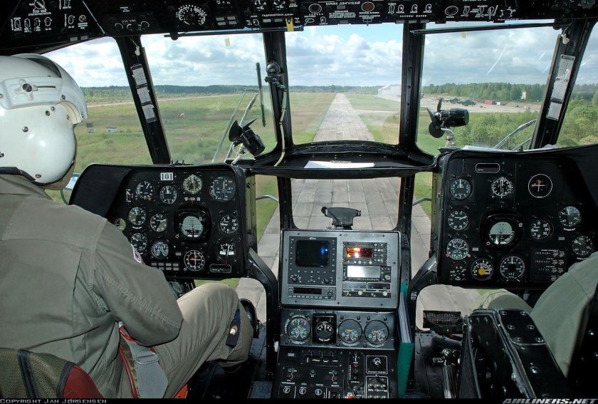 Ми-8мтв-5 кабина