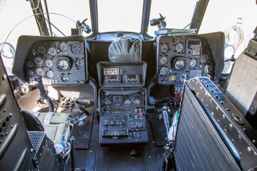 Ми-8мтв-5 кабина