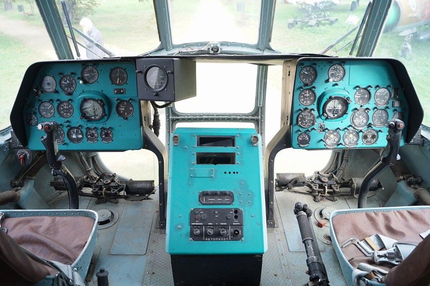 Кабина ми8 изнутри