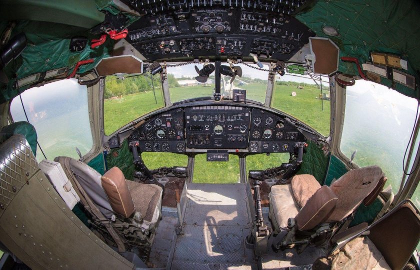 Ми-10 вертолет кабина