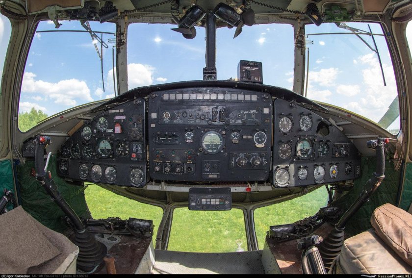 Ми-10 вертолет кабина