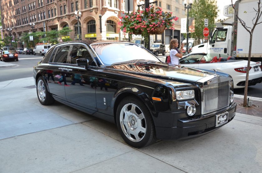 Rolls Royce Phantom Limousine