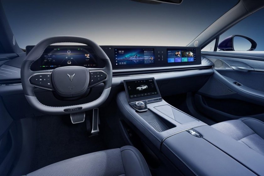 Voyah free 2024 гибрид Salon